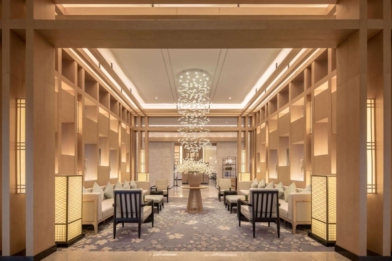 Howard Johnson Huashuiwan Hot Springs Resort Chengdu Buitenkant foto